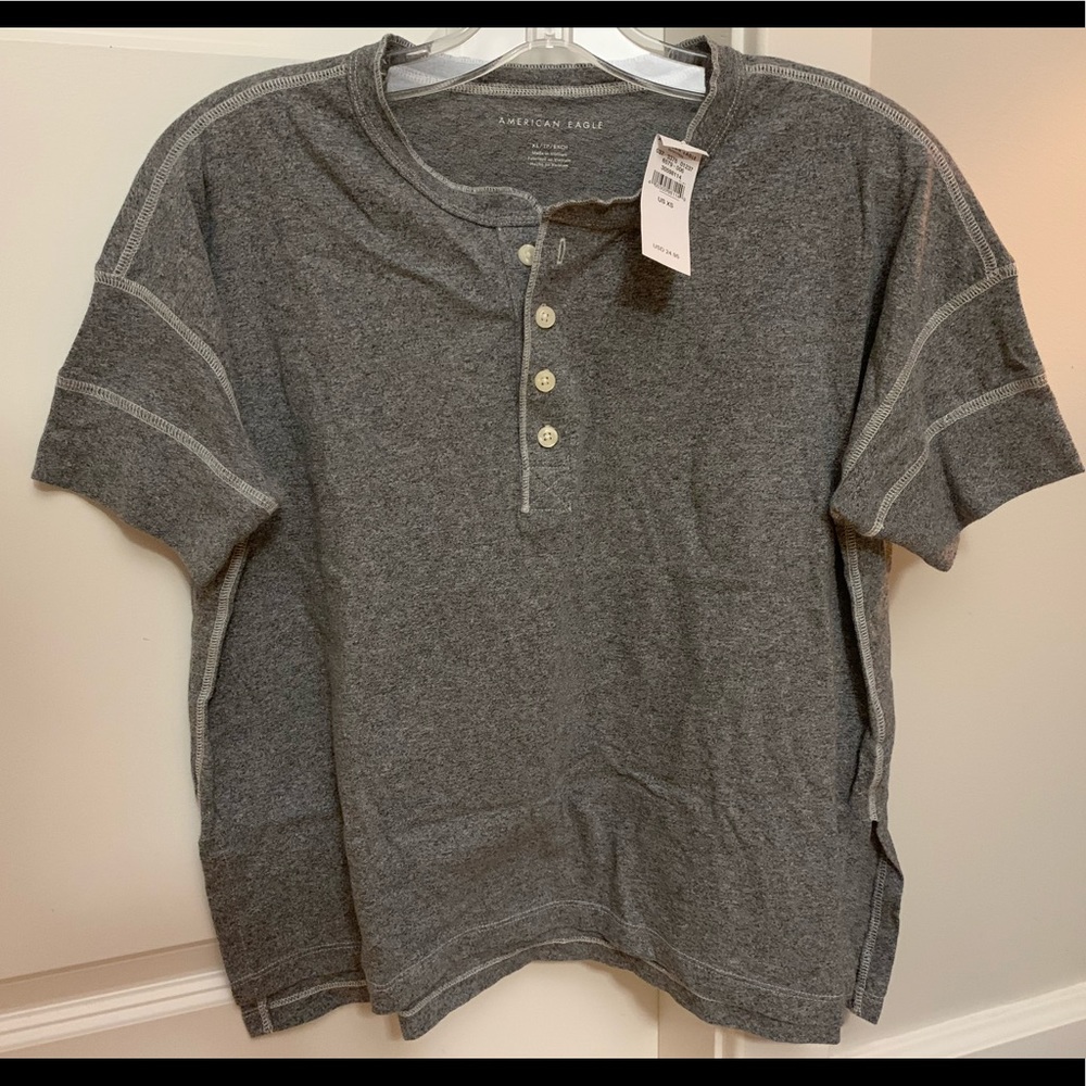 NWT Henley Grey Tee Shirt American Eagle XS Women